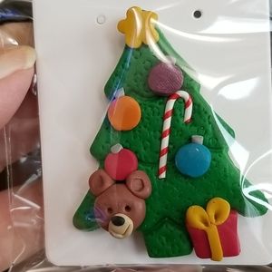 TEDDY bear in Christmas tree pin